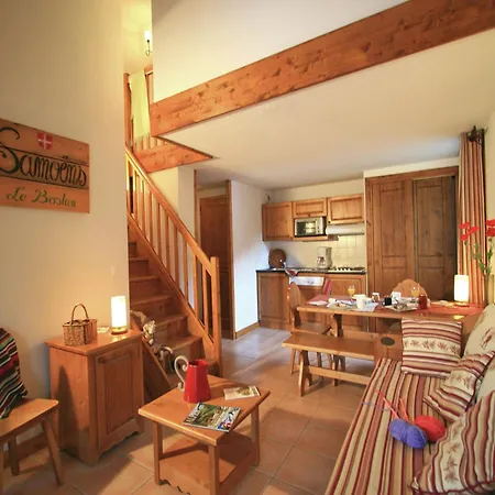 Charming Mountain Getaway Daire Samoëns