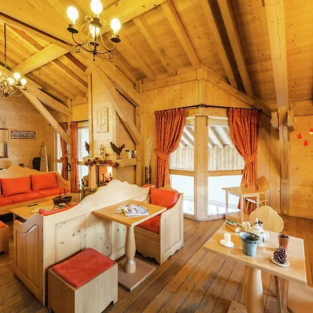 Charming Mountain Getaway Daire *